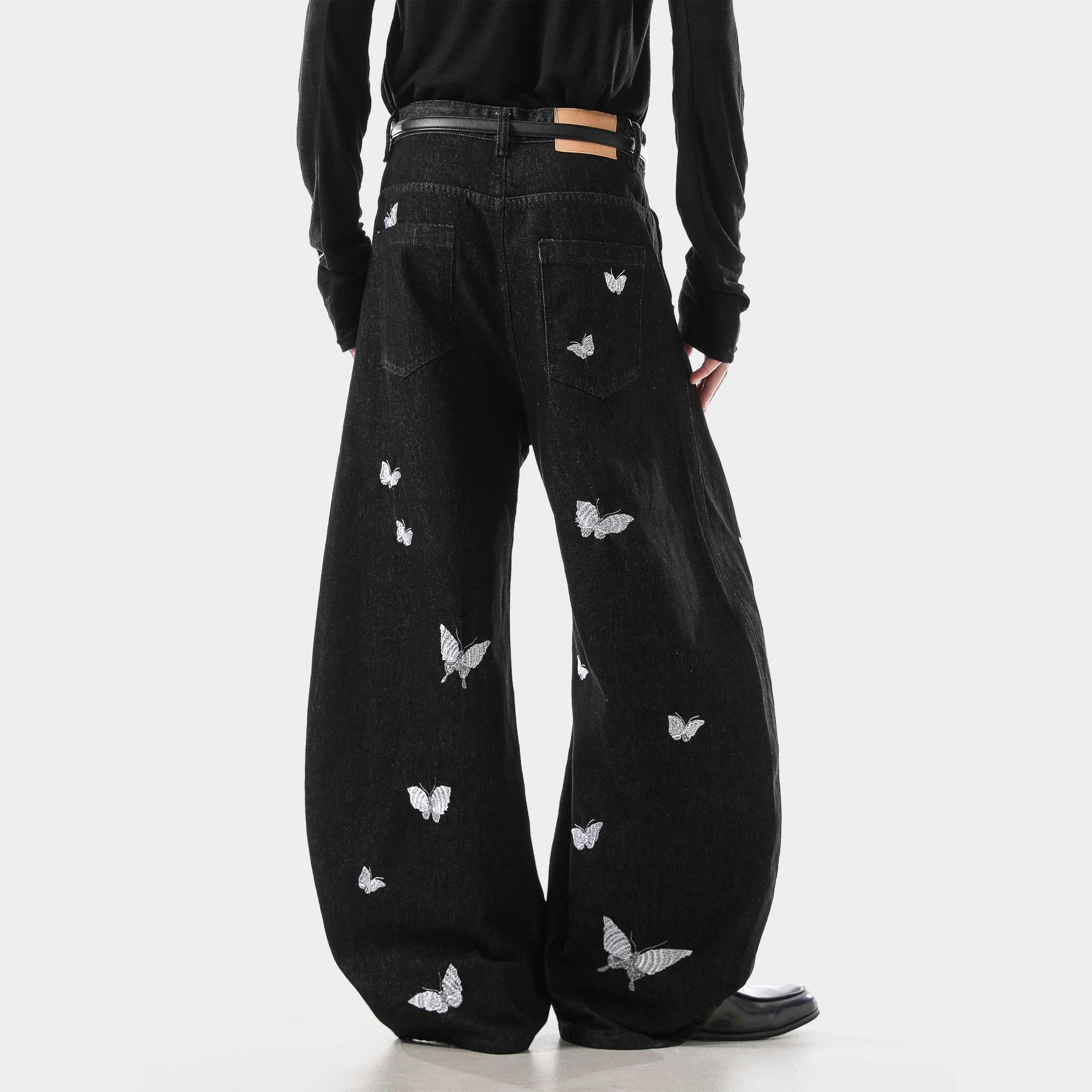 THE MARIPOSA EMBROIDERED DENIM