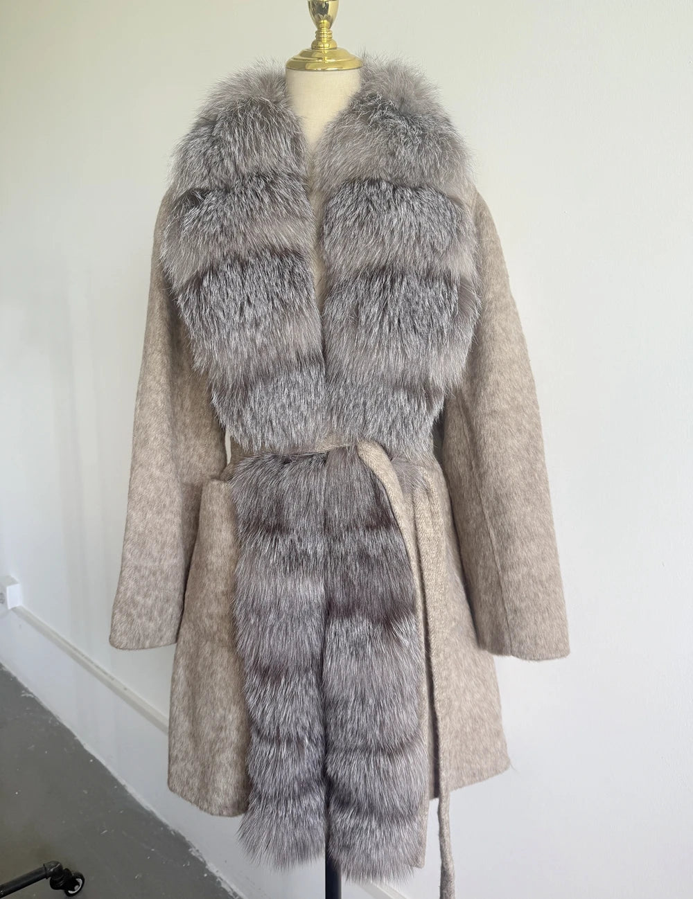 THE VARELLE CASHMERE WOOL OVERCOAT