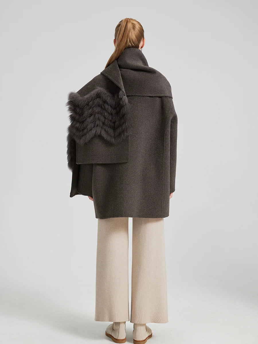 THE SEROVA CASHMERE WOOL COAT