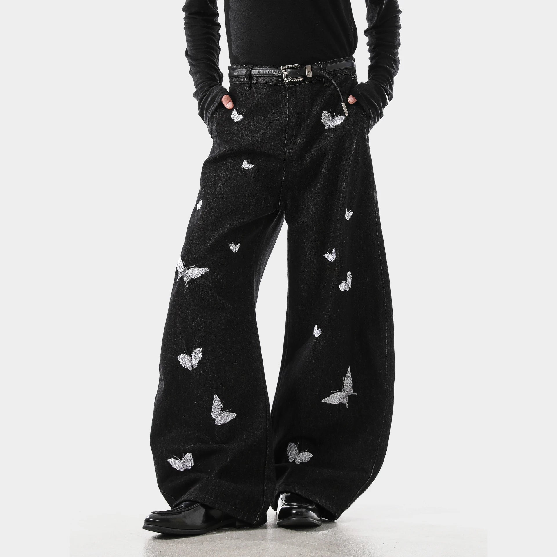 THE MARIPOSA EMBROIDERED DENIM