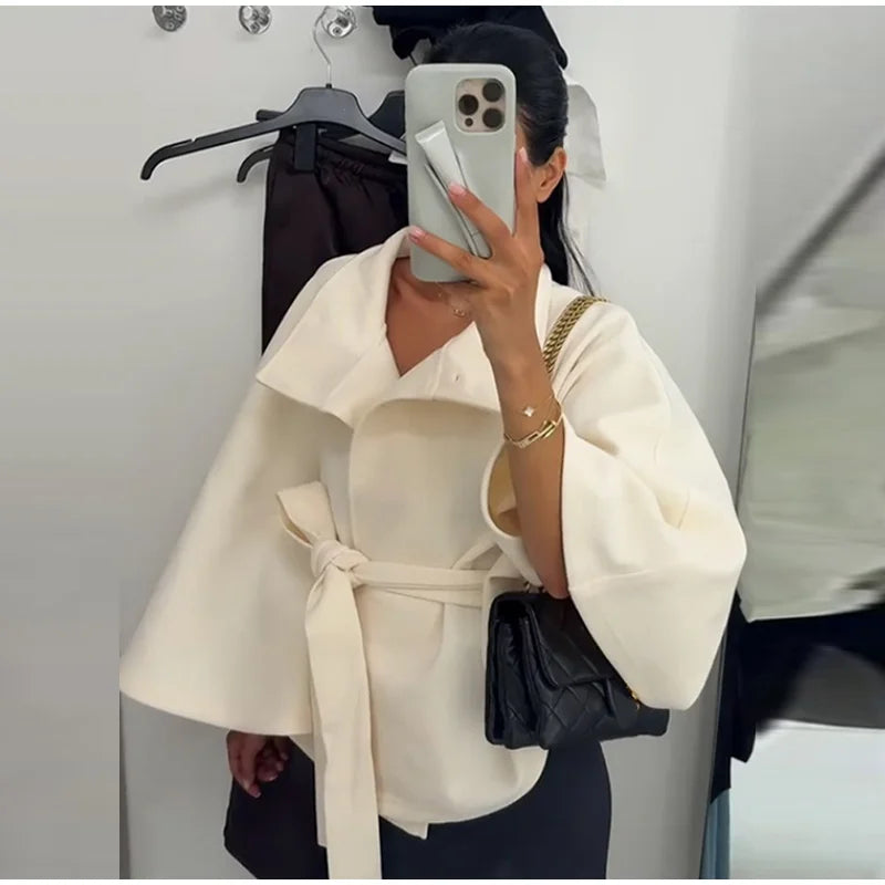 THE SERENA WOMEN'S VINTAGE PONCHO COAT