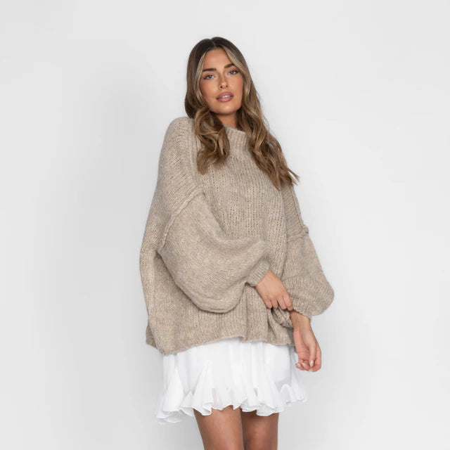 THE AVENEL OVERSIZE PULLOVER